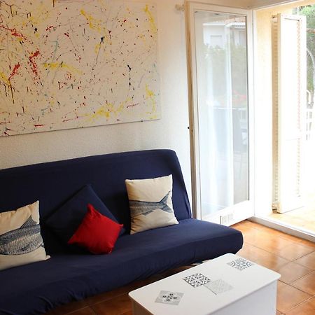 Luxury 4 Bed Apartment On Coastal Footpath At Cap Ras Льянсса Экстерьер фото